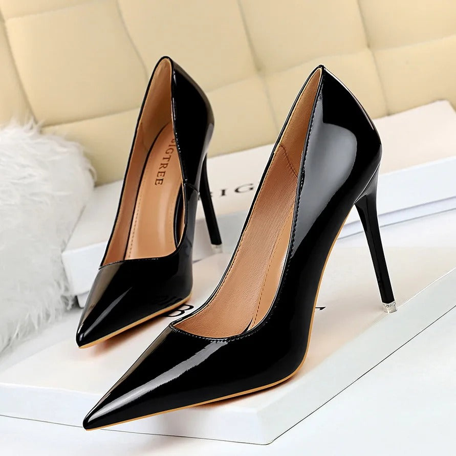 Bella Walk Patent Pointed-Toe High Heel Pumps